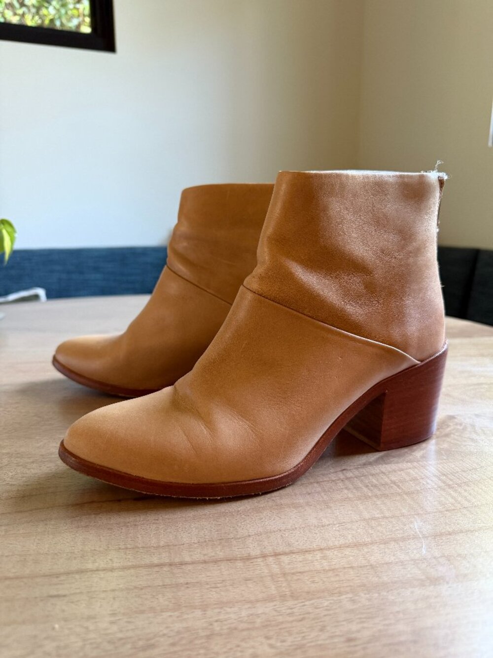 Nisolo Dari Boot Almond US 9.5